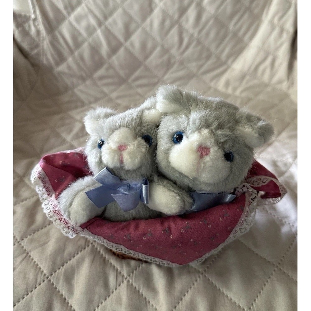 vtg Avon Country Kittens in Basket musical gray cats‎ plush kitties music works